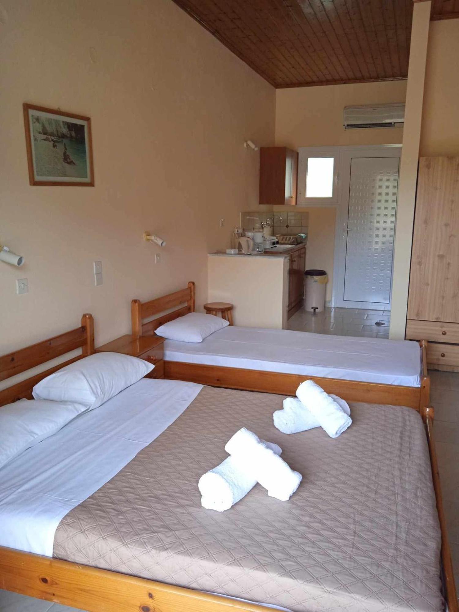 Peyko Rooms Keri Buitenkant foto